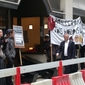 100 Belgen protesteren aan hoofdzetel Brits mijnbedrijf in Londen