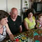 Familie Osmani na acht jaar het land uit. Leren ze het nooit?