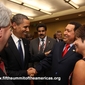obamaenchavez.jpg