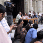 persconf3aug3w.gif