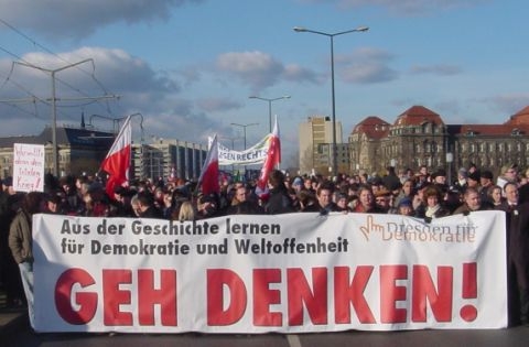 00-Geh denken voor Democratie en tegen extreem-rechts.jpg