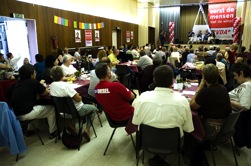 Click to begin slideshow 001_DSC_1484_500.jpg