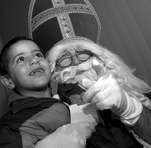 Click to begin slideshow 001_DSC_3966_600.jpg
