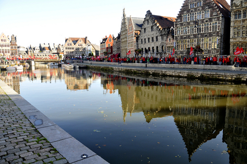 Click to begin slideshow 001_dsc3822_600.jpg
