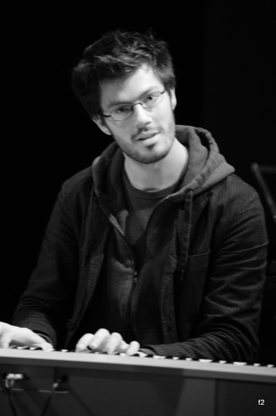 03.jpg