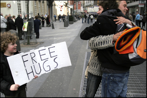 03free _hug.jpg