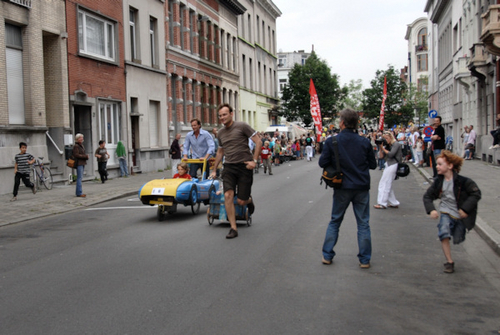 Click to begin slideshow 10_g.jpg