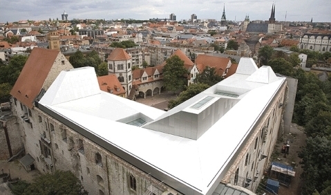 Click to begin slideshow 12-Moritzburgmuseum.jpg