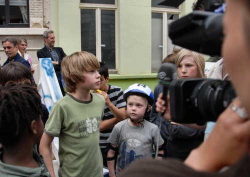 Click to begin slideshow 12_g.jpg