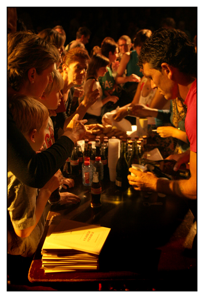 Click to begin slideshow 13_Niks_in _de_zakken.jpg