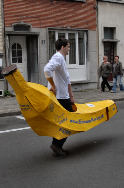 Click to begin slideshow 13_g.jpg