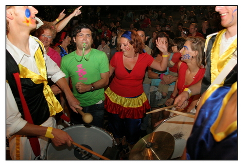 Click to begin slideshow 15_Murga.jpg