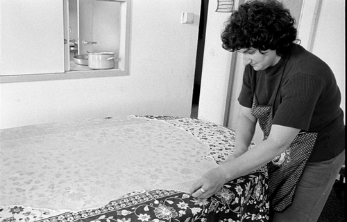Click to begin slideshow 198_09.jpg