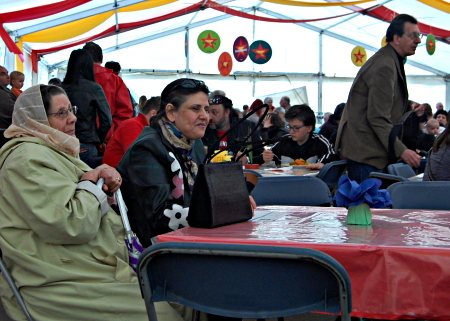 Click to begin slideshow 1mei1.jpg