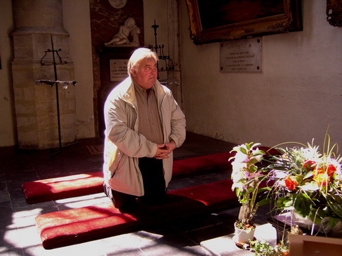 Click to begin slideshow 2 kerk_resize.jpg