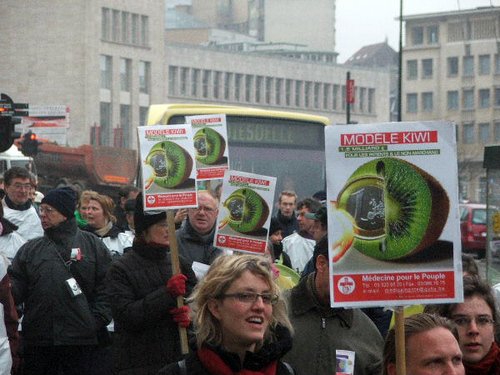 2005_1222kiwi-actie0039.JPG