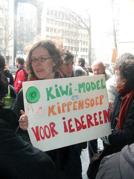 2005_1222kiwi-actie0062.JPG