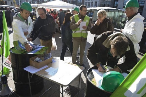 20091015__acties_markt_eeklo_0076.jpg