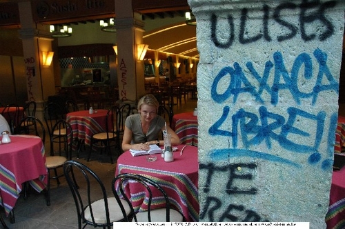 8-Oaxaca-juin 2006-Photo Manuel ABRAMOWICZ.jpg