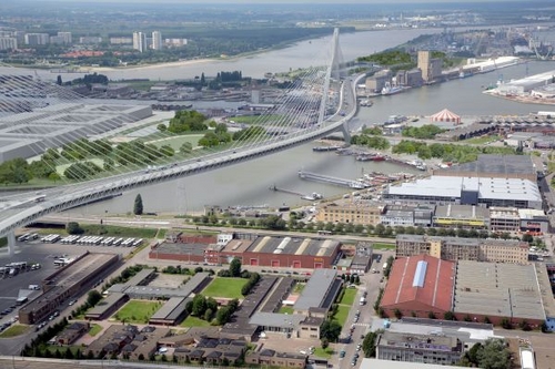 Click to begin slideshow Beeld 1.jpg