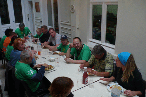 Click to begin slideshow CO-tafel-6.gif