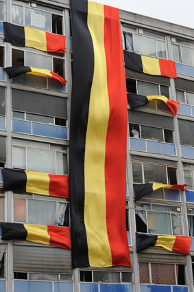 Click to begin slideshow D3-DSC_1932_585.jpg