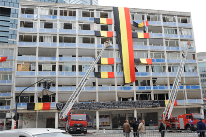 Click to begin slideshow D3-DSC_2057_631 copy.jpg