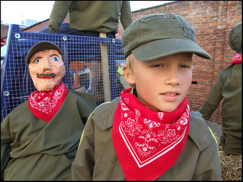 Click to begin slideshow DSCF0082.jpg