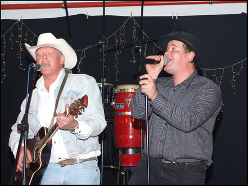 Click to begin slideshow DSCF0411.jpg