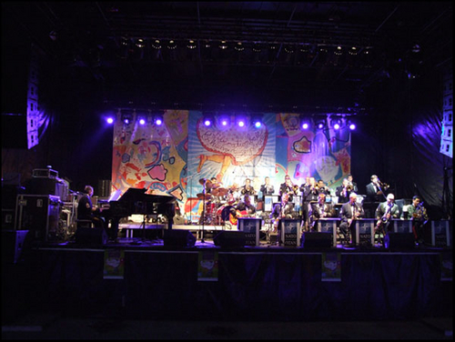 Click to begin slideshow DSCF1182.jpg