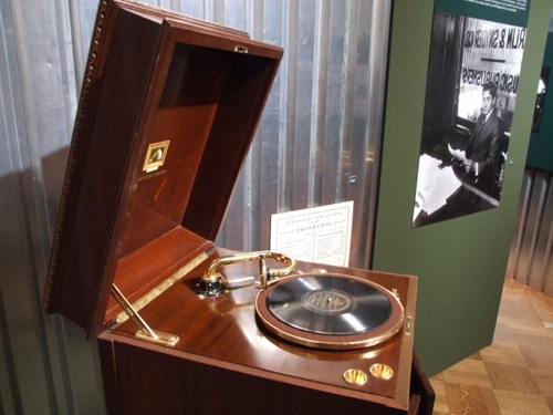 DSCF1327.JPG