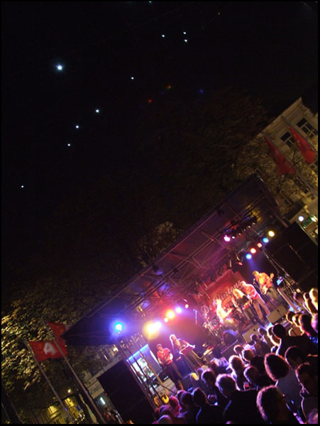 Click to begin slideshow DSCF2420.jpg