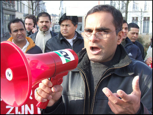 Click to begin slideshow DSCF2613.jpg