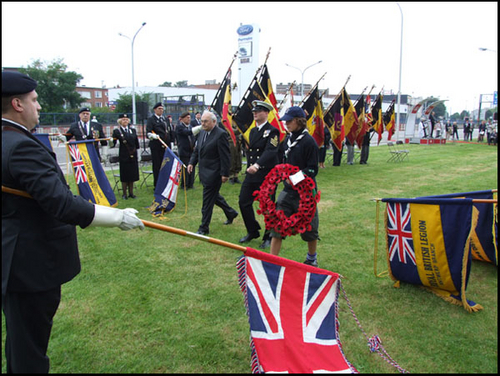 Click to begin slideshow DSCF2724.jpg