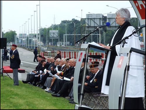 Click to begin slideshow DSCF3069.jpg