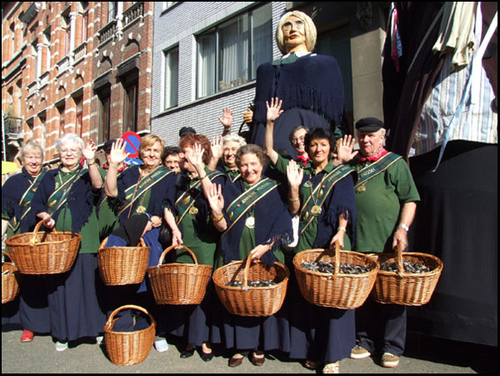 Click to begin slideshow DSCF3618.jpg