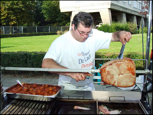 Click to begin slideshow DSCF3644.jpg