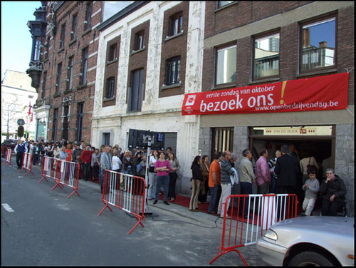 Click to begin slideshow DSCF3721.jpg