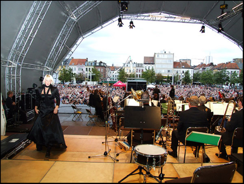 Click to begin slideshow DSCF3764.jpg