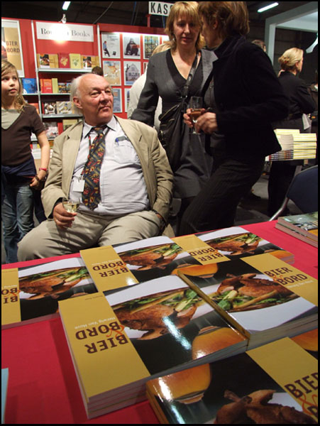 Click to begin slideshow DSCF6032.jpg