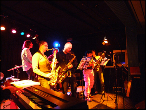 Click to begin slideshow DSCF6098.jpg