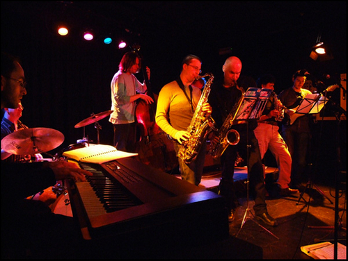 Click to begin slideshow DSCF6105.jpg