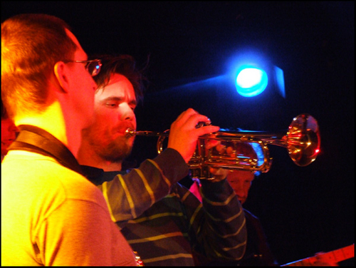 Click to begin slideshow DSCF6124.jpg