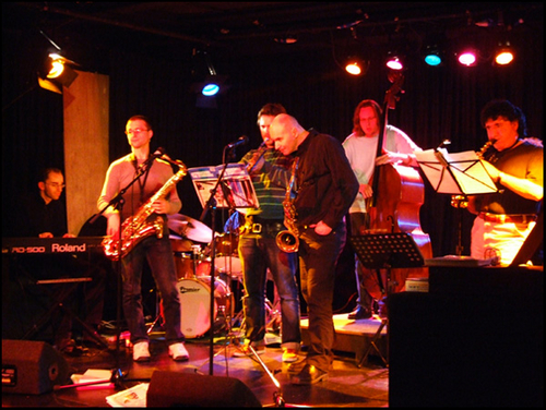 Click to begin slideshow DSCF6130.jpg