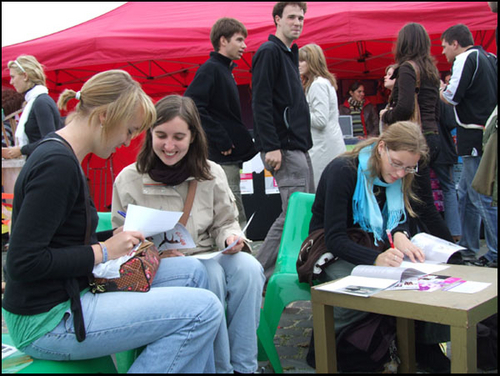 Click to begin slideshow DSCF6880.jpg