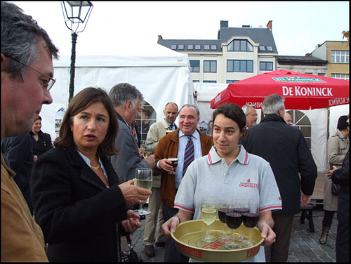 Click to begin slideshow DSCF8358.jpg