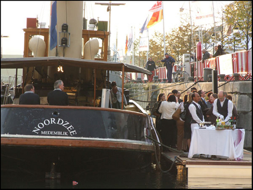 Click to begin slideshow DSCF8444.jpg