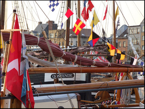 Click to begin slideshow DSCF8526.jpg