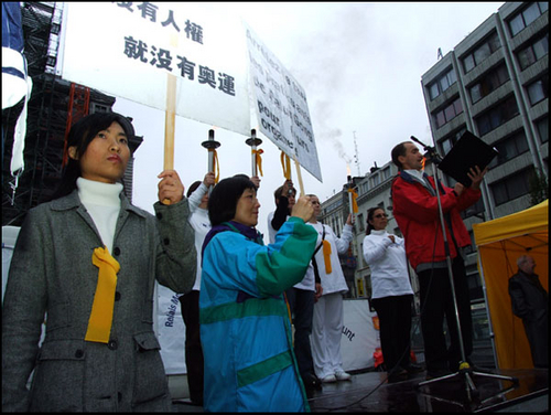 Click to begin slideshow DSCF8978.jpg