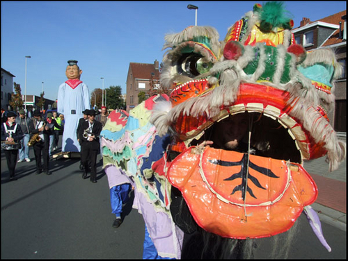 Click to begin slideshow DSCF9960.jpg